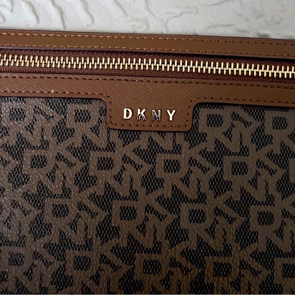 DKNY wristlet